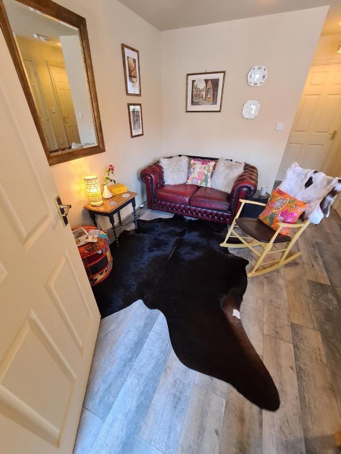 The Shambles By Spires Accommodation A Boho Styled Place To Stay Just 3 Miles From Birches Valley Visitors Centre Cannock Chase Rugeley Luaran gambar